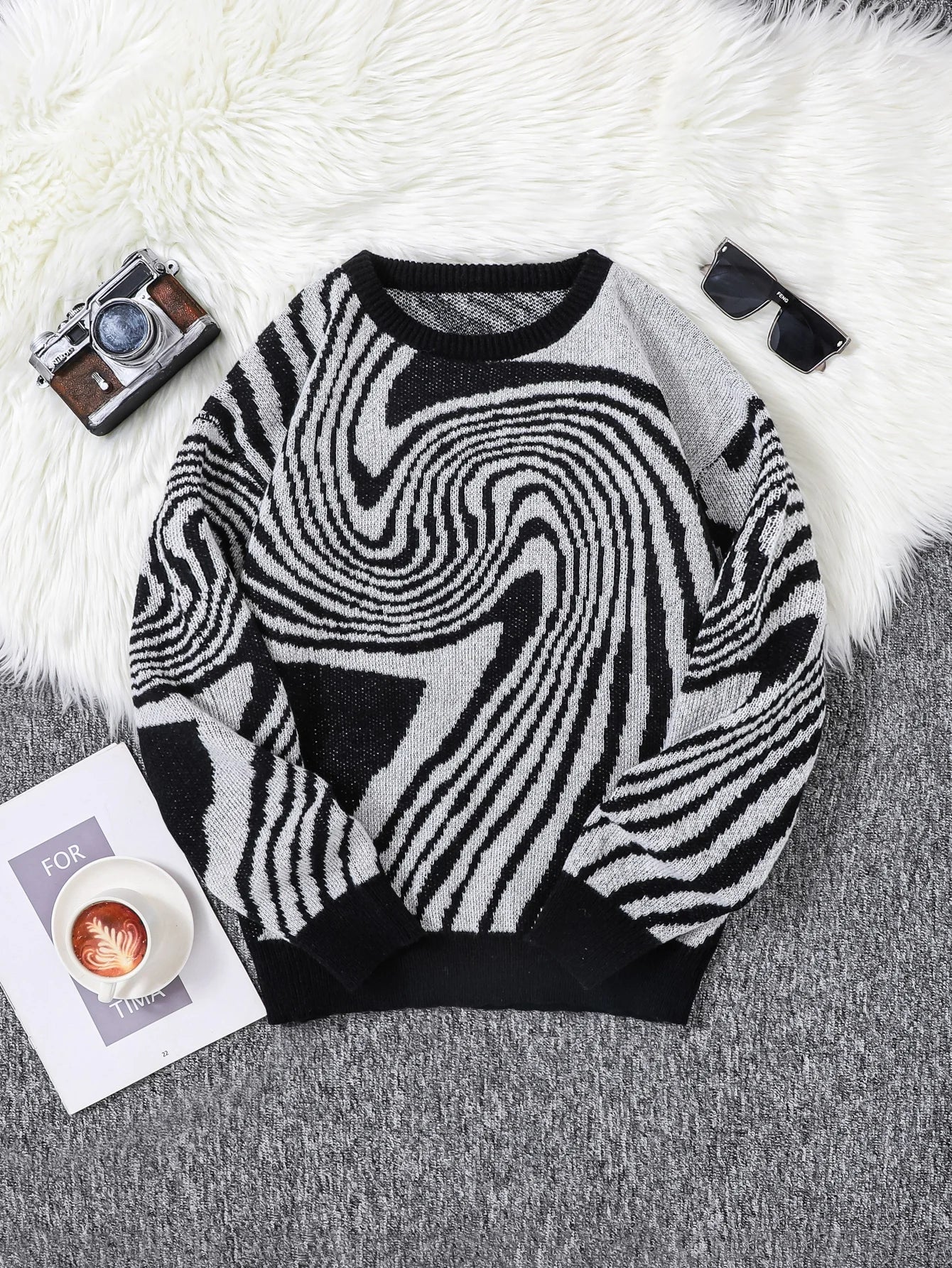 Graphic Swirl Knitted Sweater